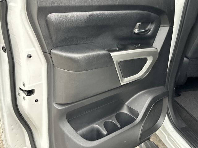 2019 Nissan Titan SV