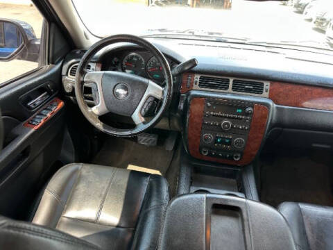 2013 Chevrolet Avalanche LT Black Diamond