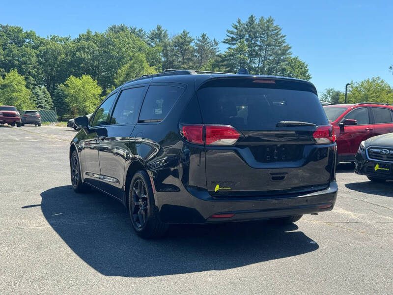 2019 Chrysler Pacifica Touring L
