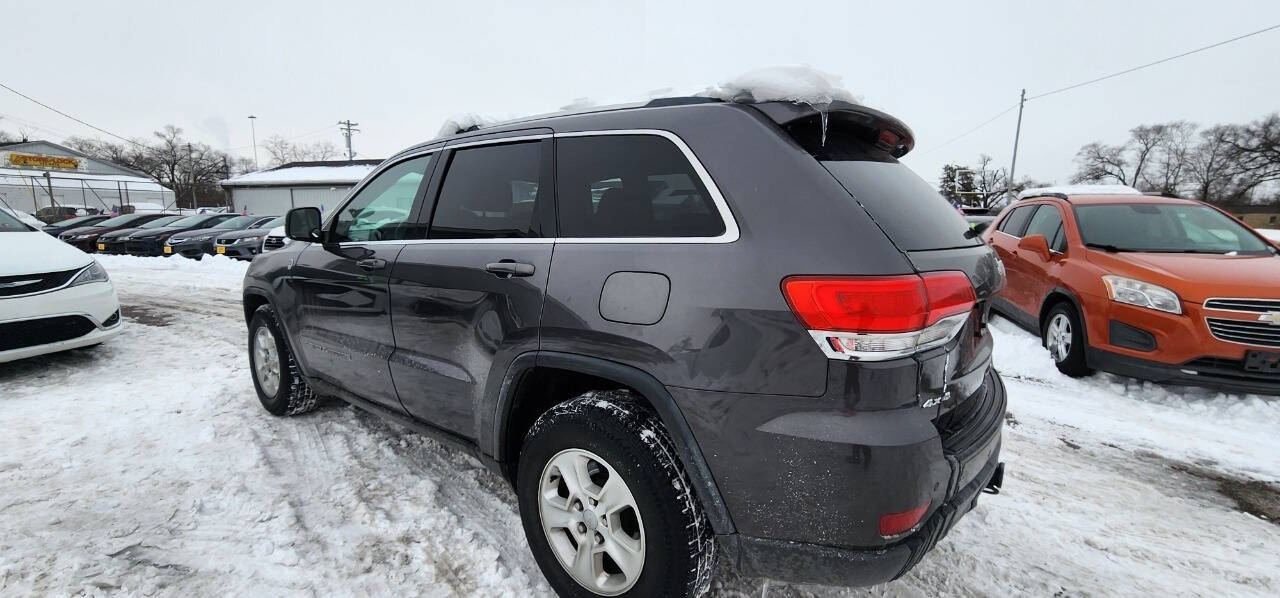 2017 Jeep Grand Cherokee for sale at URIEL's AUTOMOTIVE LLC in Middletown, OH