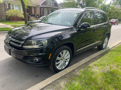 2013 Volkswagen Tiguan for sale at Apollo Motors INC in Chicago IL