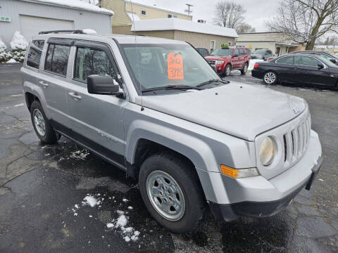 2012 Jeep Patriot for sale at Van Kalker Motors in Grand Rapids MI