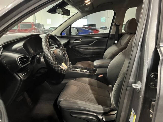 Used 2019 Hyundai Santa Fe SE with VIN 5NMS23AD2KH012773 for sale in Peoria, AZ