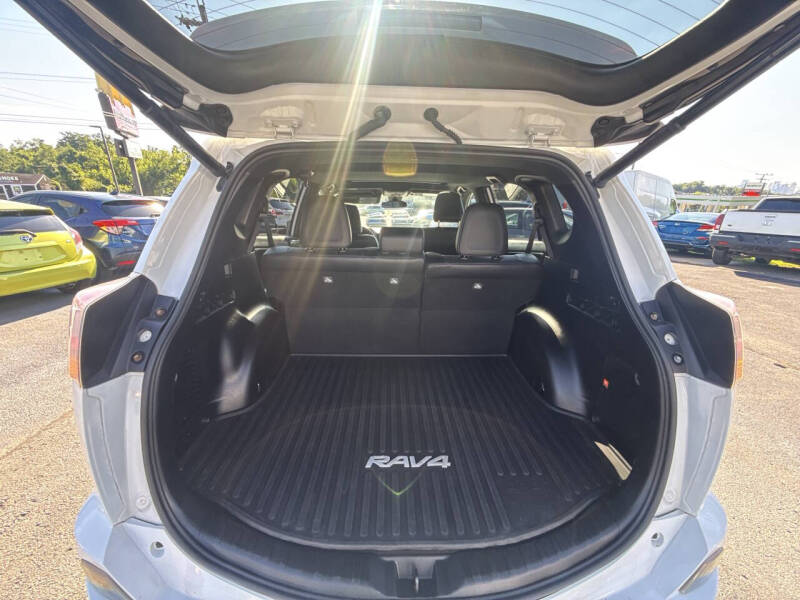 2016 Toyota RAV4 SE