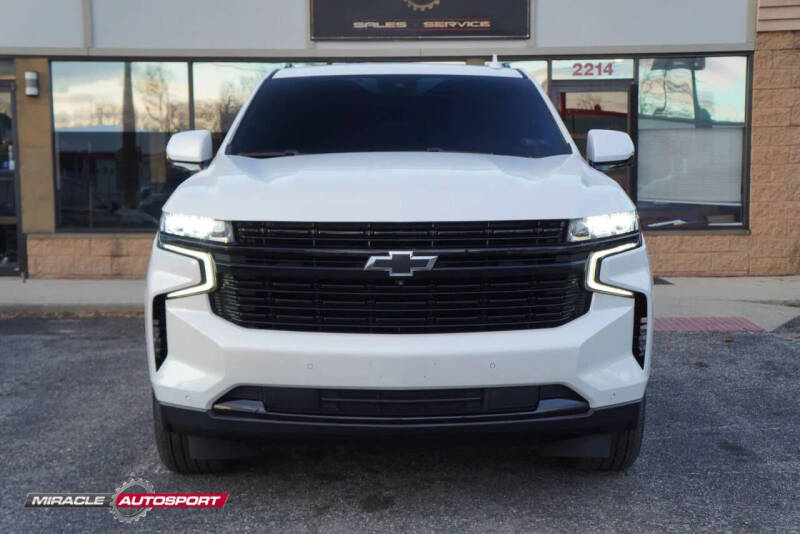 2023 Chevrolet Suburban RST