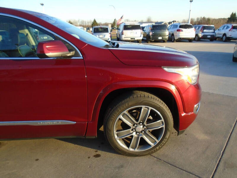 2017 GMC Acadia Denali