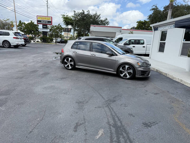 2016 Volkswagen Golf R 4Motion