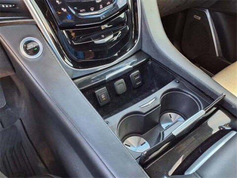 2020 Cadillac Escalade Platinum