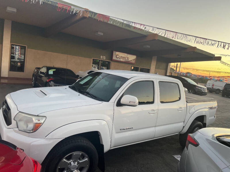 2014 Toyota Tacoma PreRunner photo 2