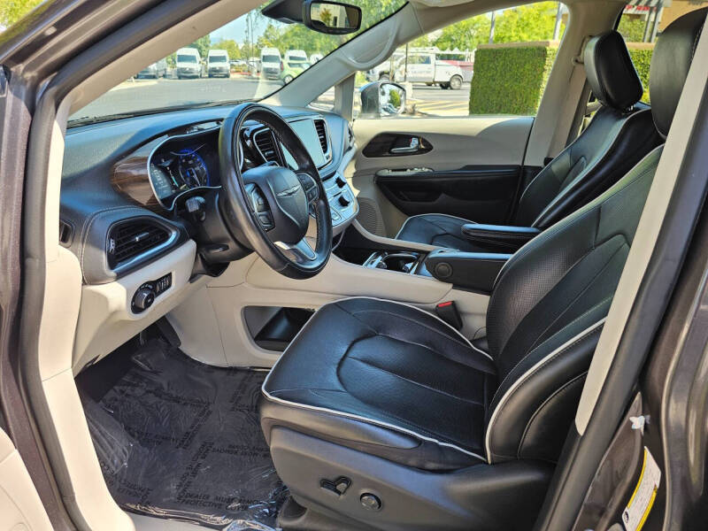 2022 Chrysler Pacifica Limited