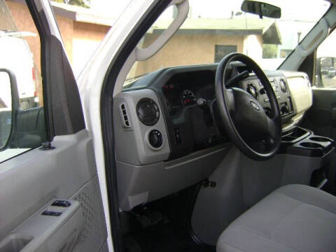 2014 Ford E-Series E-350 SD XL