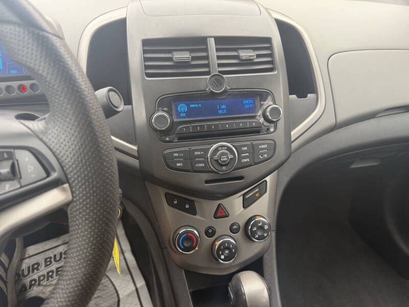 2013 Chevrolet Sonic LT Auto