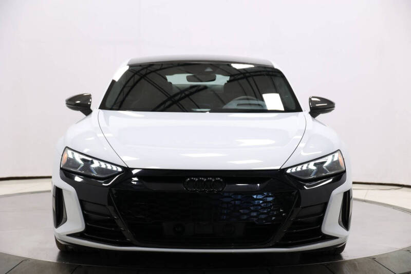 2022 Audi RS e-tron GT quattro