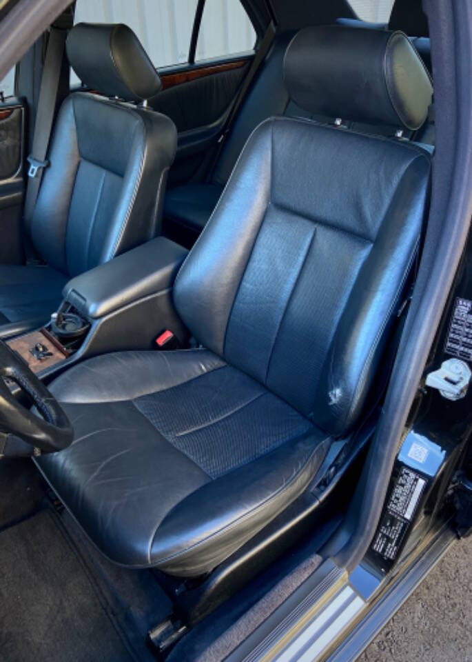 1998 Mercedes-Benz E-Class 22