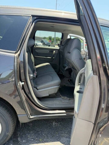 2017 Chevrolet Traverse LS