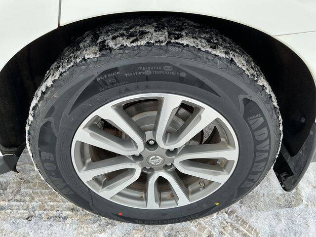 2014 Nissan Pathfinder SV