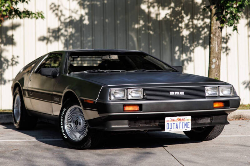 1981 DeLorean DMC-12
