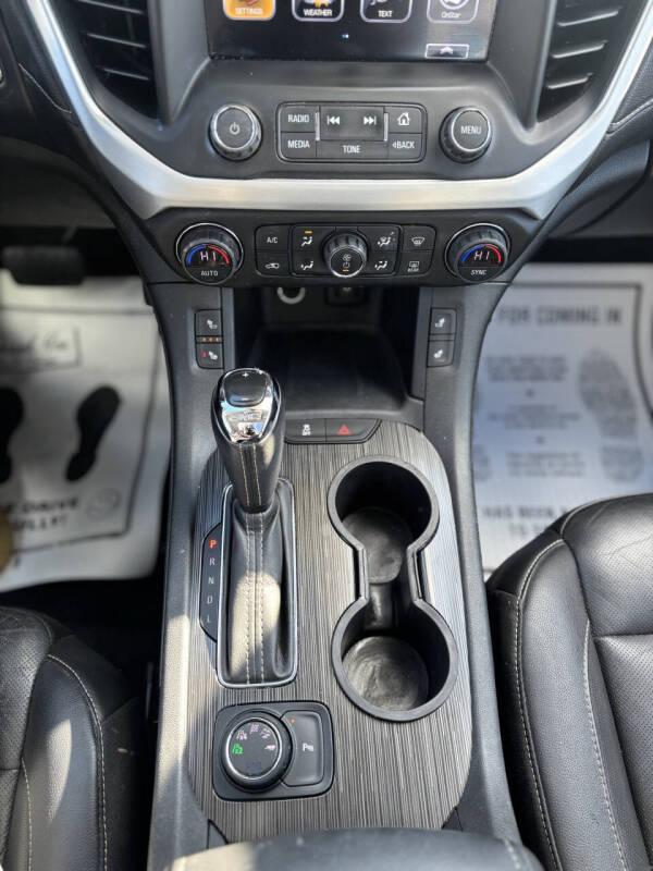 2019 GMC Acadia SLT-1