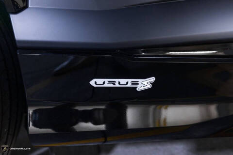 2024 Lamborghini Urus S