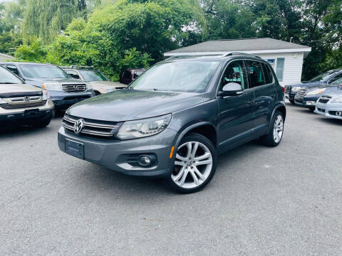 2013 Volkswagen Tiguan for sale at Mohawk Motorcar Company in West Sand Lake NY