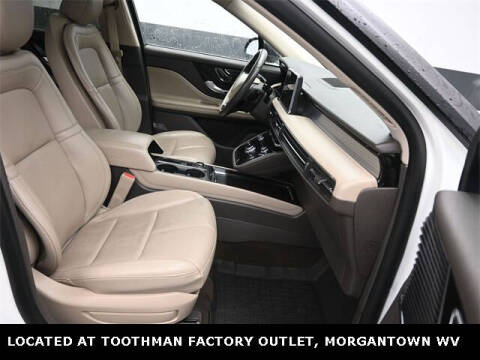 2022 Lincoln Corsair Standard