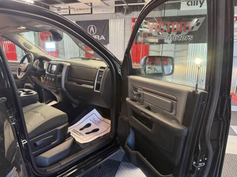 2023 RAM 1500 Classic SLT