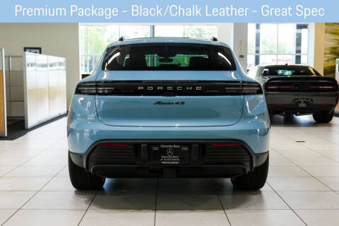 2025 Porsche Macan 4S Electric