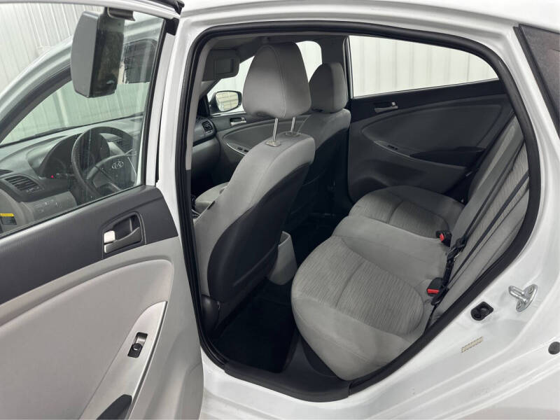 2017 Hyundai Accent SE