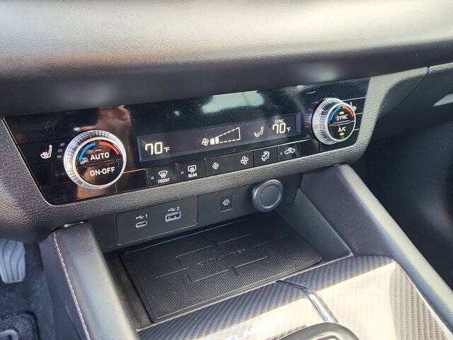 2022 Mitsubishi Outlander SE