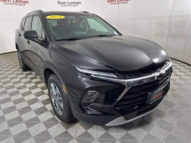 Used 2024 Chevrolet Blazer 2LT with VIN 3GNKBHR4XRS200498 for sale in Bloomington, IL