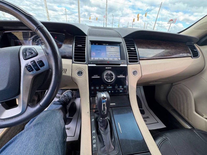 2018 Ford Taurus Limited