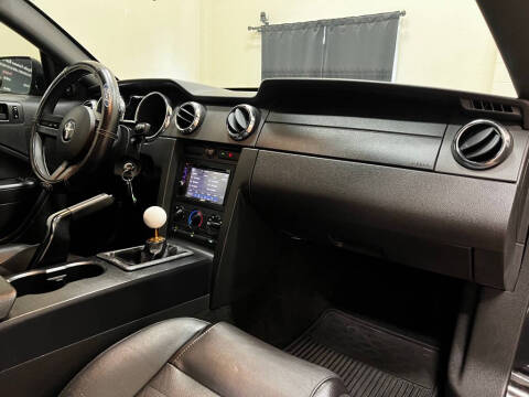 2006 Ford Mustang GT Deluxe