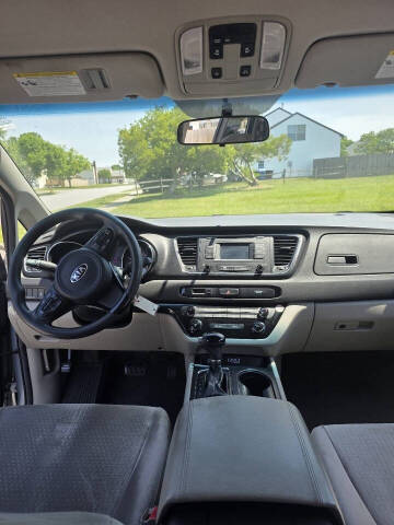 2016 Kia Sedona LX