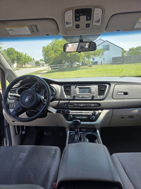 2016 Kia Sedona LX