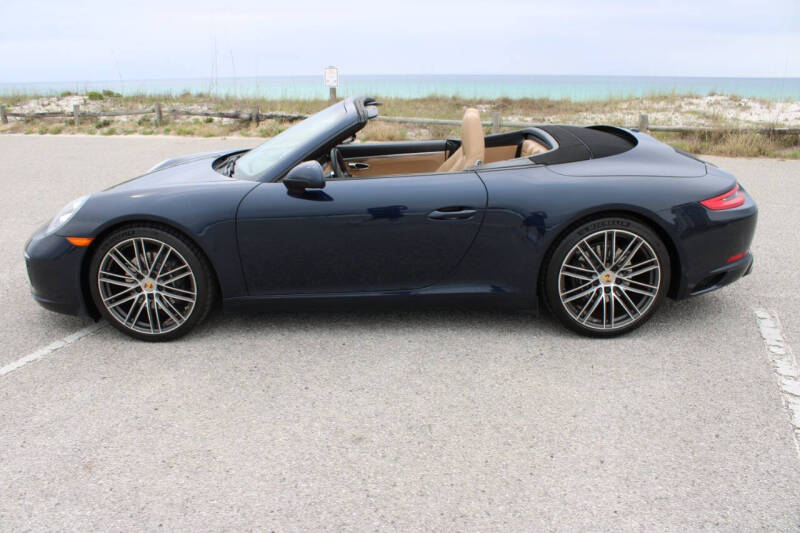 2018 Porsche 911 Carrera
