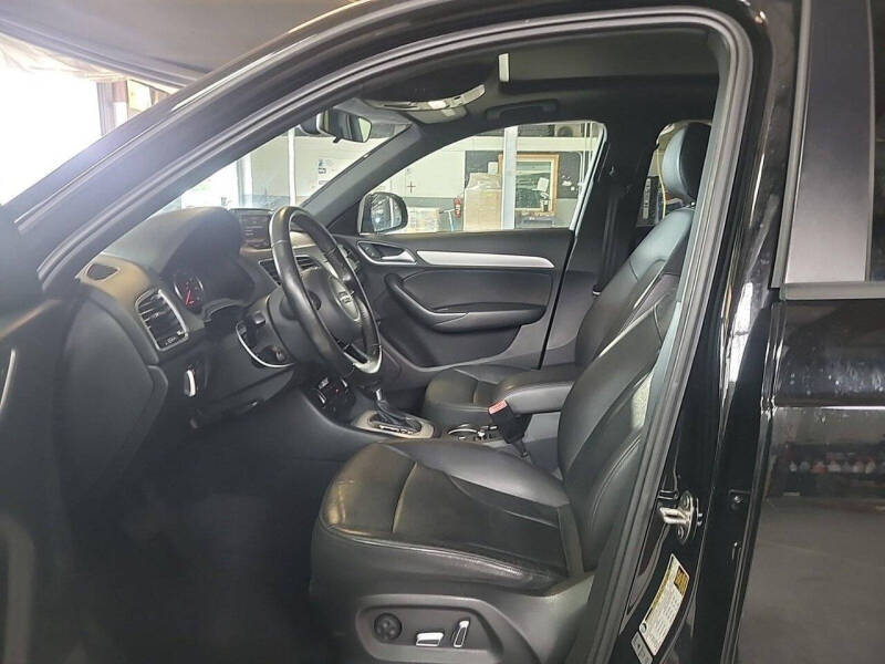 2017 Audi Q3 2.0T Premium