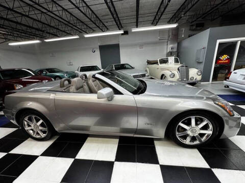 2005 Cadillac XLR