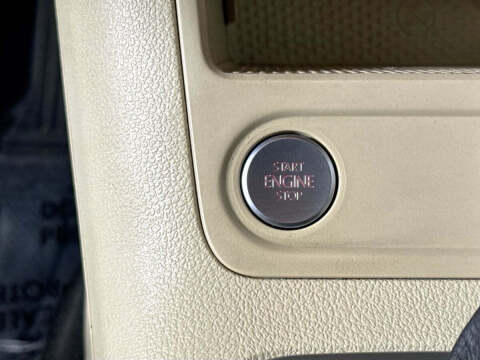 2017 Volkswagen Tiguan 2.0T Limited S 4Motion