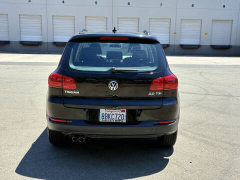 2015 Volkswagen Tiguan S