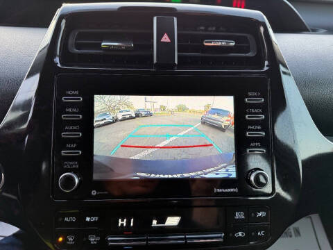 2021 Toyota Prius LE