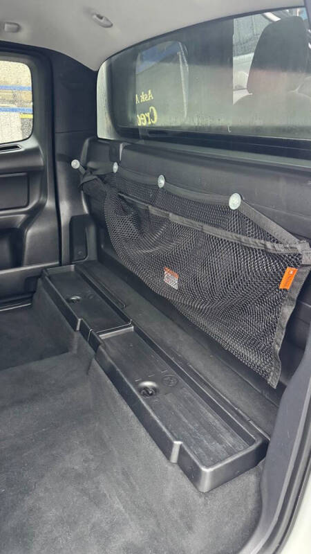 2019 Toyota Tacoma SR