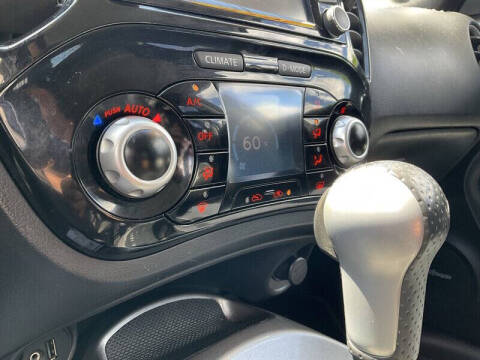 2016 Nissan JUKE SV