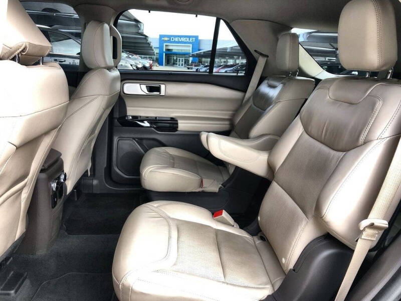 2022 Ford Explorer Platinum