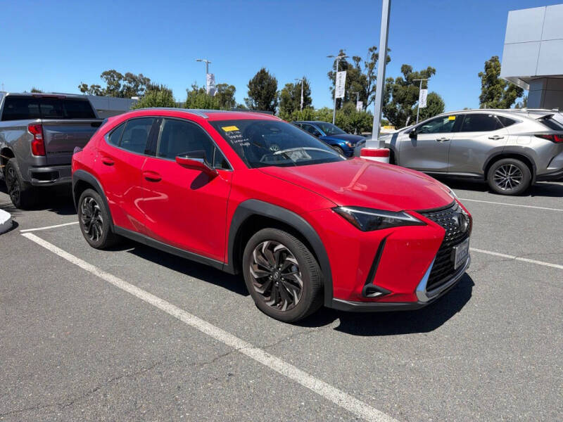 2025 Lexus UX 300h