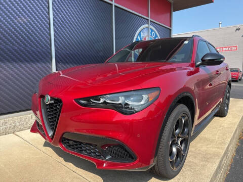 2025 Alfa Romeo Stelvio Intensa