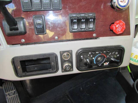 2022 Western Star 5700XE