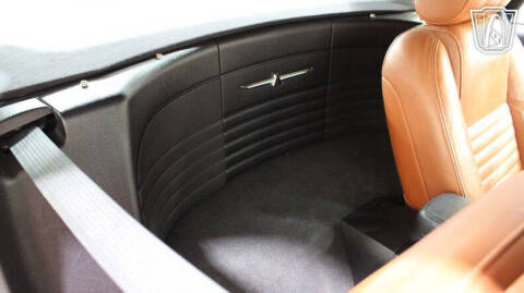 2003 Ford Thunderbird