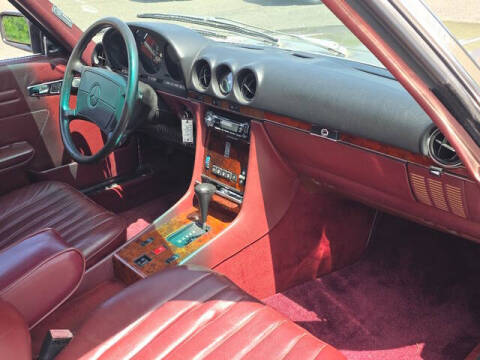 1987 Mercedes-Benz 560-Class 560 SL