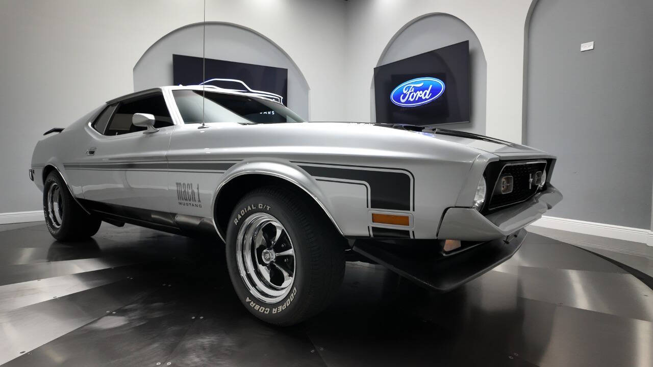 1972 Ford Mustang 10