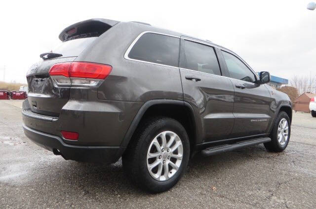 2016 Jeep Grand Cherokee Laredo E photo 2